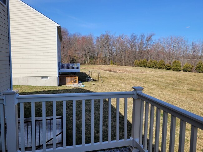 Building Photo - 23 Nicholas Dr