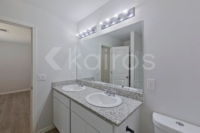 Building Photo - 3612 Koval Dr