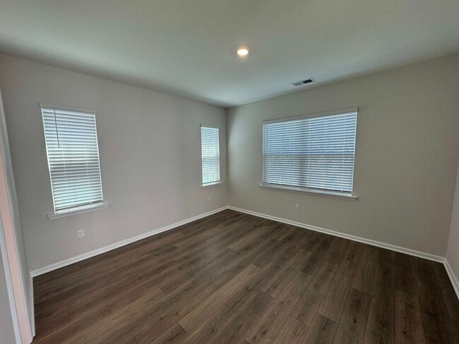 Building Photo - 4 Bedroom Home at Bailey's Cove on Hilton Head Island | Small footprint. Big island life.