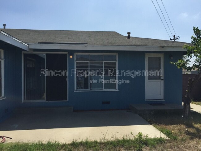 Building Photo - 513 N M St