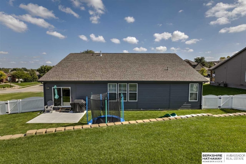 Building Photo - 10914 S 172nd St