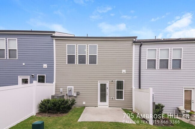 Building Photo - 705 Ambrose Hl Ln