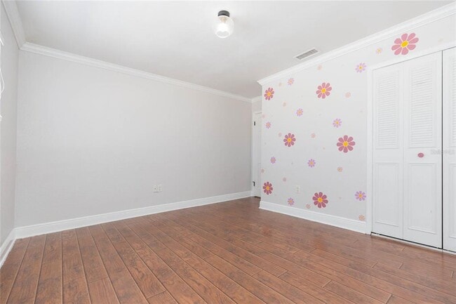 Building Photo - 2307 Lincoln Ct