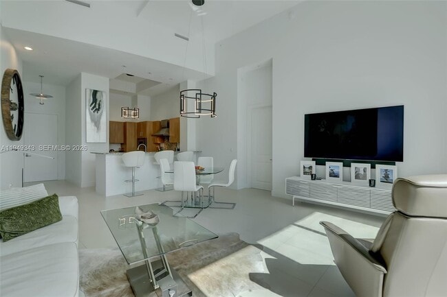 Building Photo - 1 N Ocean Blvd