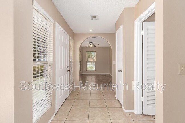 Building Photo - 541 N Granite St