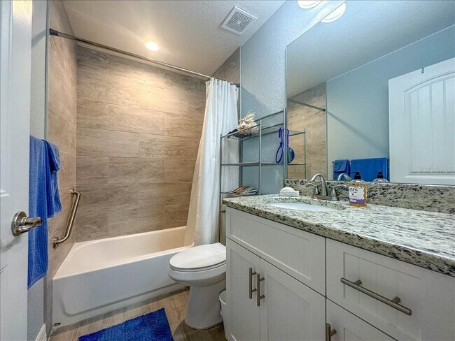 Building Photo - 11707 Willmington Blvd