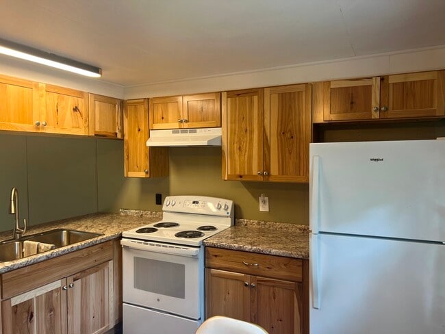 Building Photo - 8297 PA-120