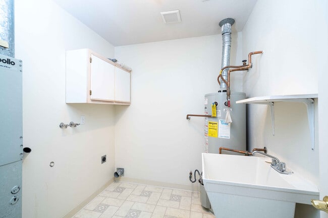 Building Photo - Spacious 2 Master Suites with Bonus Loft A...