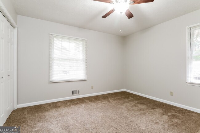 Building Photo - 5498 Aucilla Creek Ln