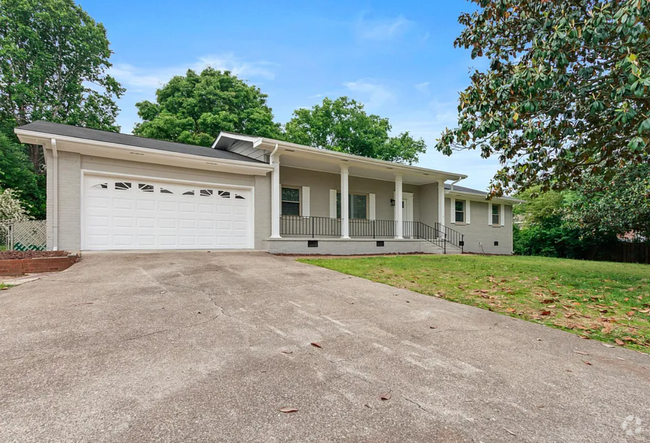Building Photo - 1548 N Concord Rd