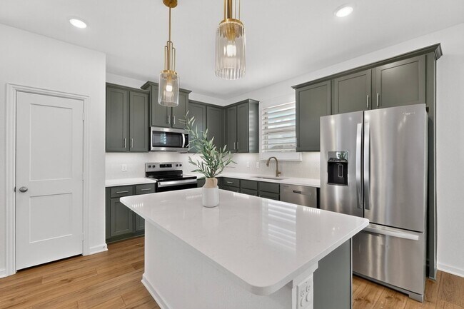 Building Photo - 114 Drovers Dr
