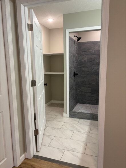 Building Photo - 205 Coakley St