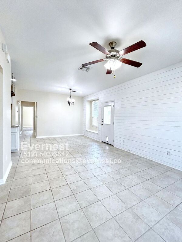 Building Photo - 139 Wainscot Oak Wy