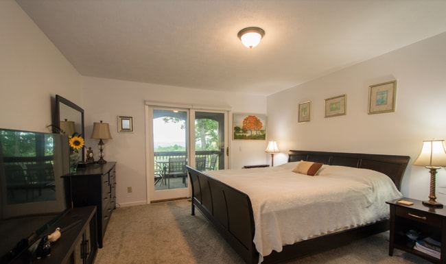 Building Photo - 4 Bedroom 3 Bathroom Home Furnished home