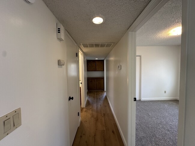 Building Photo - 3917 Jerome Way