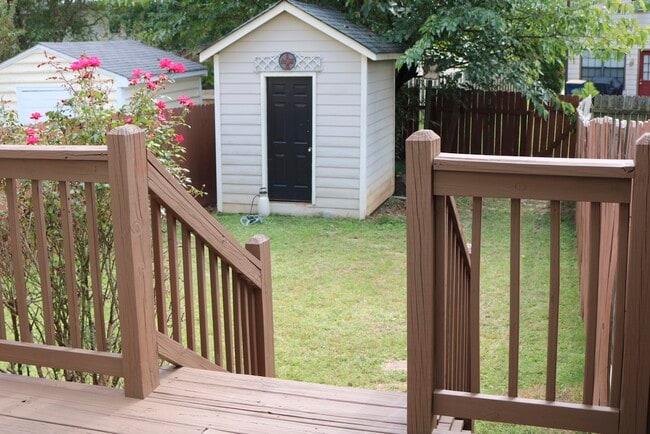 Building Photo - 7005 Sand Wedge Cir