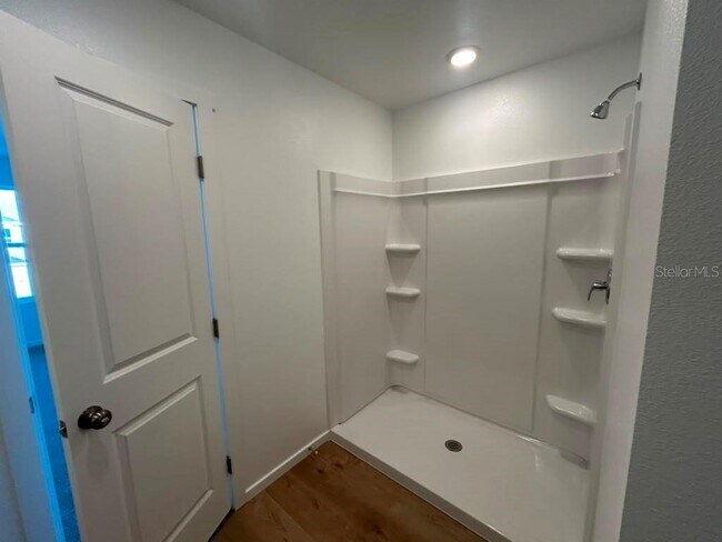 Building Photo - 1554 Plank Pl