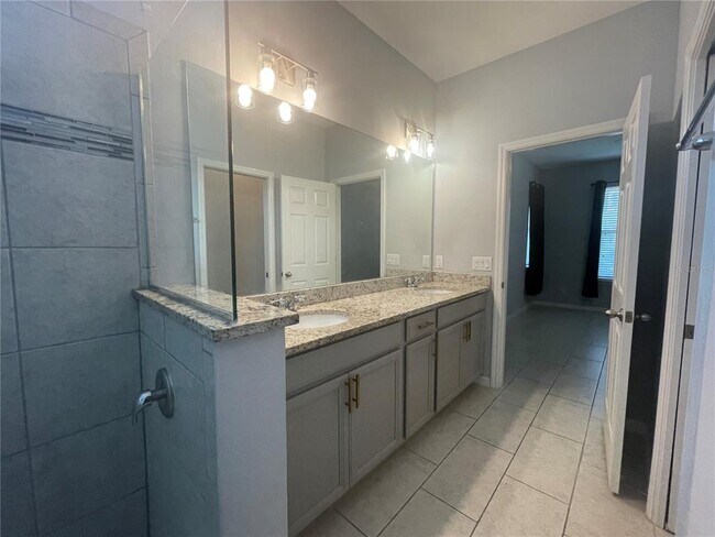 Building Photo - 32745 Coldwater Creek Loop