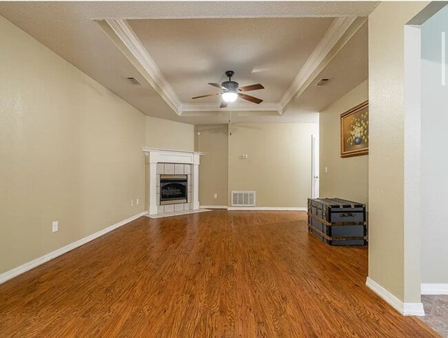 Building Photo - 1326 Tradition Ave