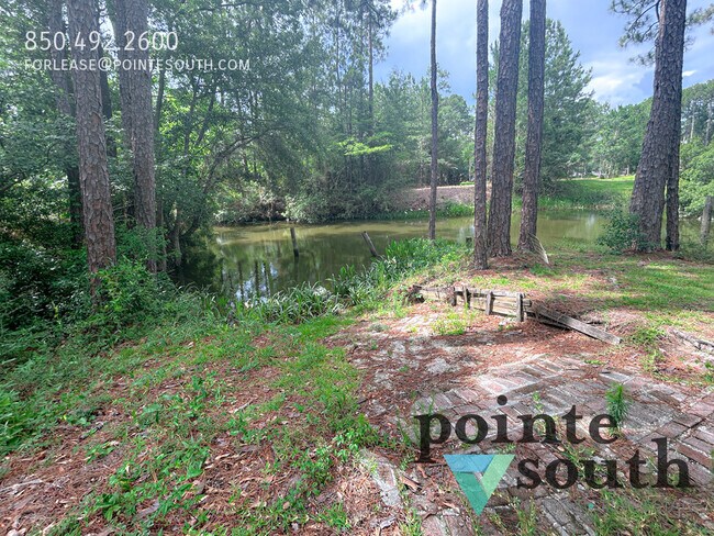 Building Photo - 10080 Bayhaven Dr-