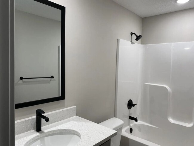 Building Photo - 8625 E Cherrywood Ct