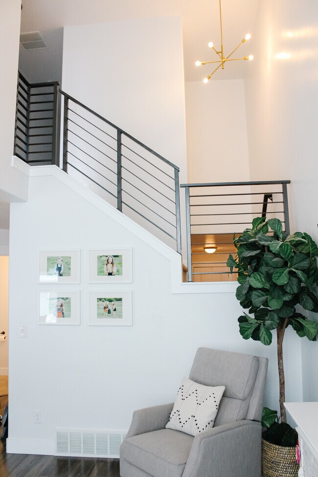 Building Photo - 4907 W Spire Way