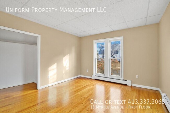 Building Photo - 15 Myrtle Ave