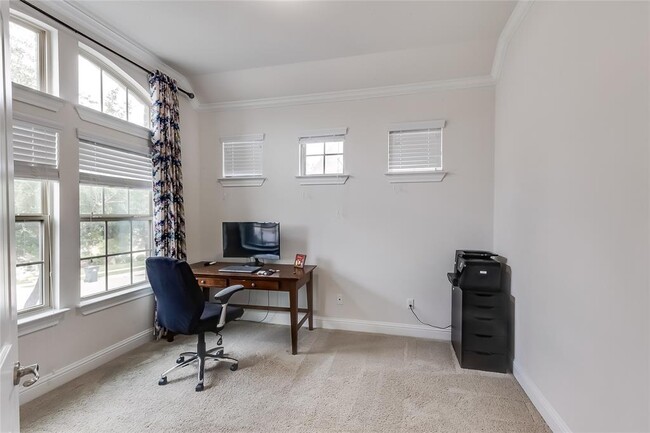 Building Photo - 8416 Evelina Trail