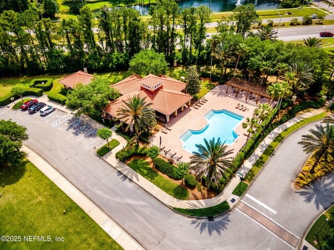 Building Photo - 13519 Isla Vista Dr