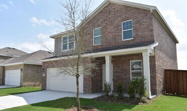 Building Photo - Stunning 3-2.5-2 in Forney ISD!