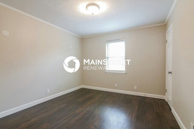 Building Photo - 4 Bedroom Pet-Friendly Home in Burleson, T...