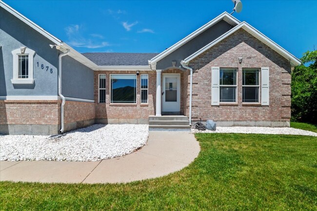 Building Photo - 1676 S Mountain Vw Cir