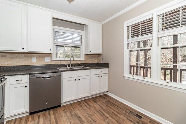 Building Photo - 4083 Amherst Way