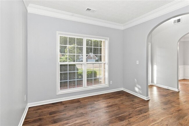 Building Photo - 632 Addison Way