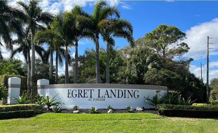 Building Photo - 207 Banyanwood Pt