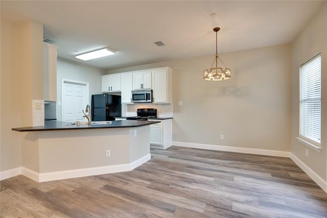 Building Photo - 3409 Paisano Trail