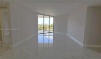 Building Photo - 3610 Yacht Club Dr