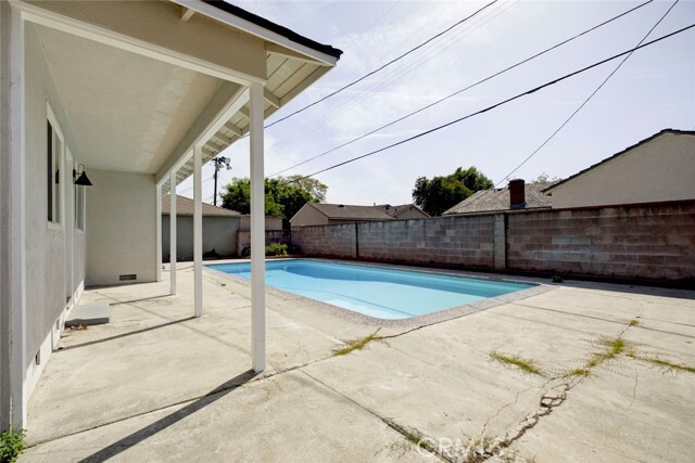 Building Photo - 8051 Etiwanda Ave