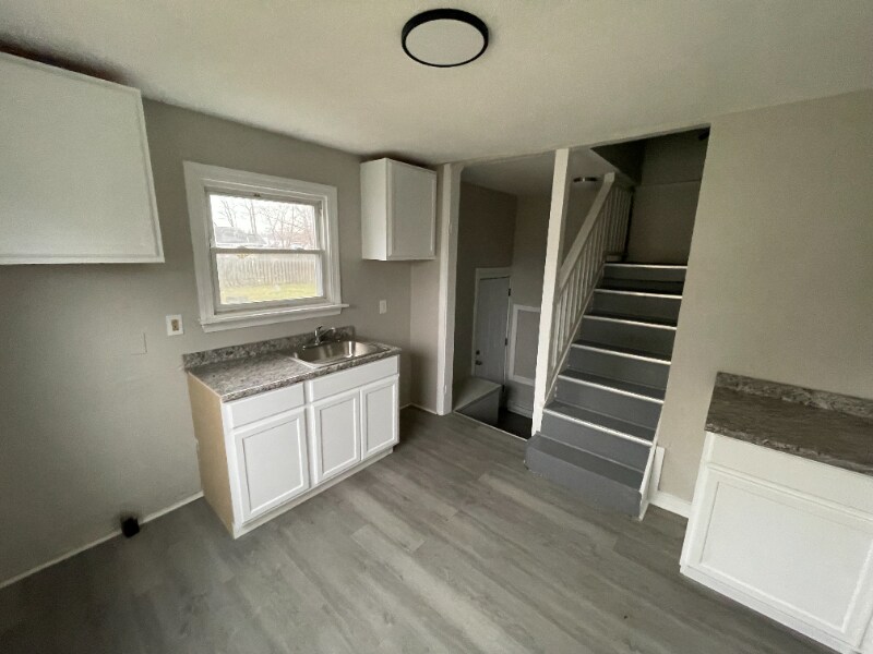 Building Photo - 1322 Brownell Ave