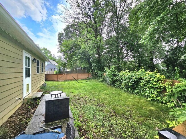 Building Photo - 8134 Keeler St