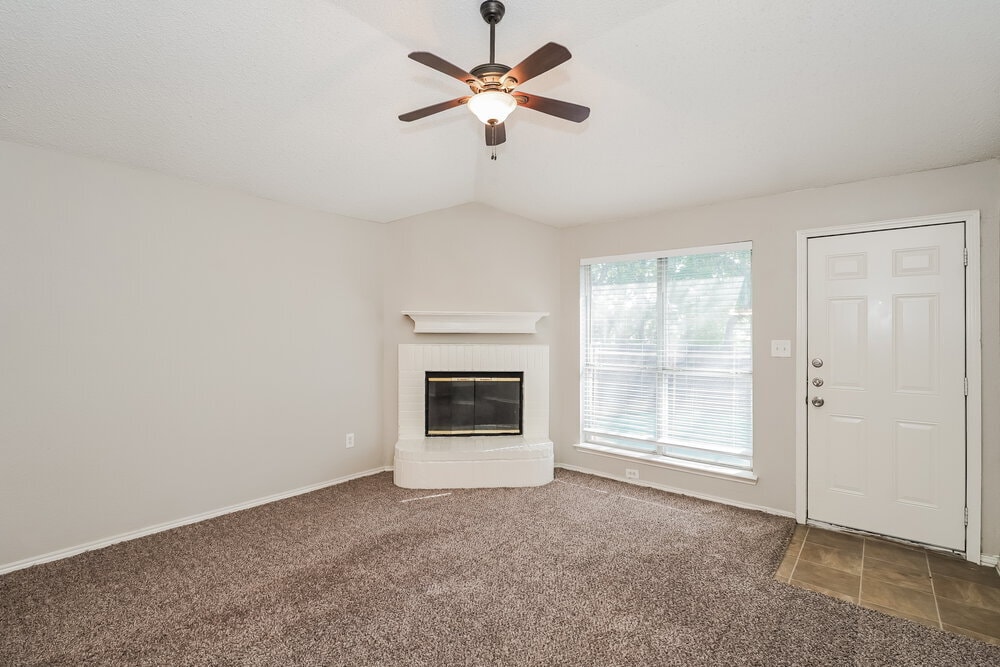 Building Photo - 8112 Broken Arrow Rd