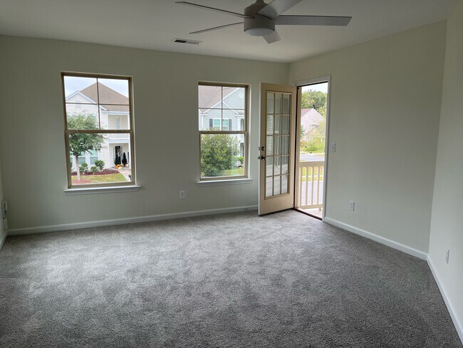 Building Photo - 3 Chandler Bluff Dr