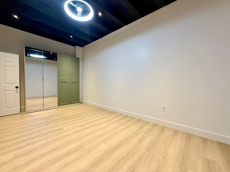 Building Photo - 2729 U St