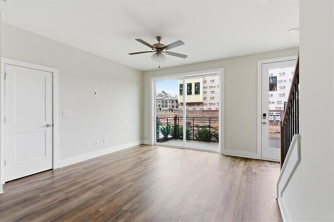 Building Photo - 742 Urban Grange Way