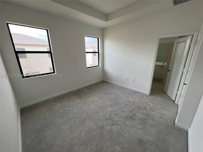 Building Photo - 23464 SW 129th Ave