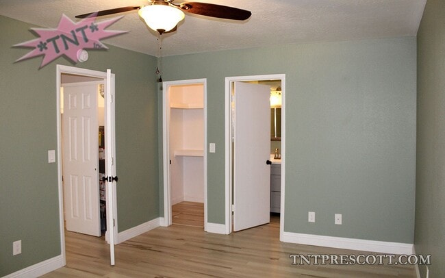 Building Photo - Condo in Montana Villas HOA
