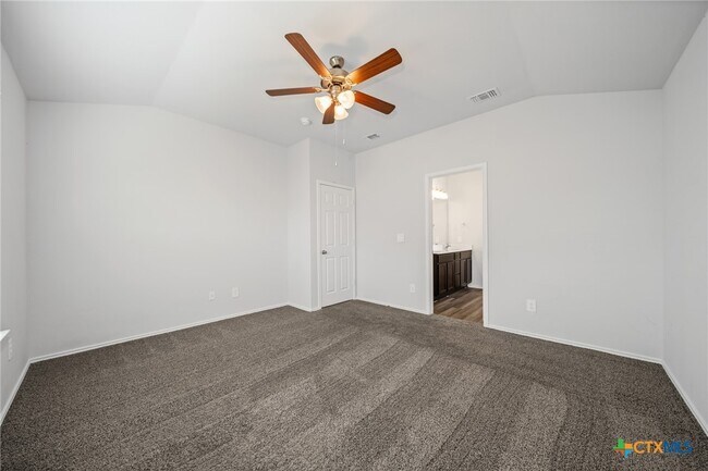 Building Photo - 2818 Wigeon Wy