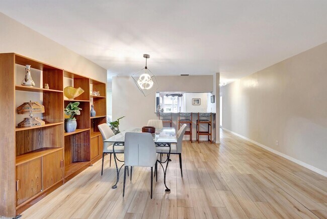 Building Photo - 3110 Surf Way