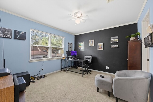 Building Photo - 10507 Cypresswood Dr