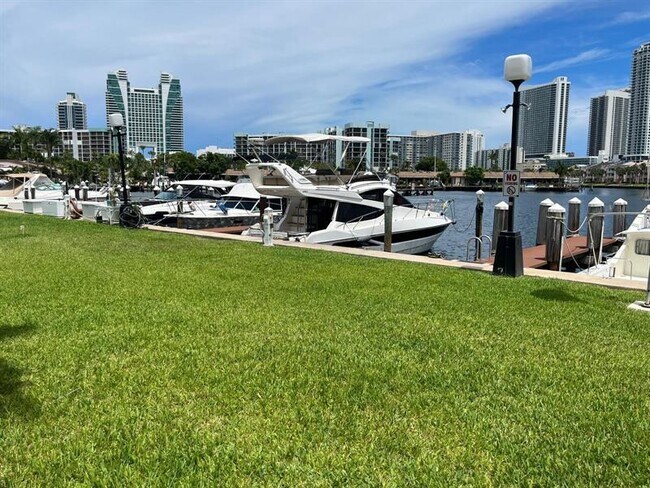 Building Photo - 600 Three Islands Boulevard